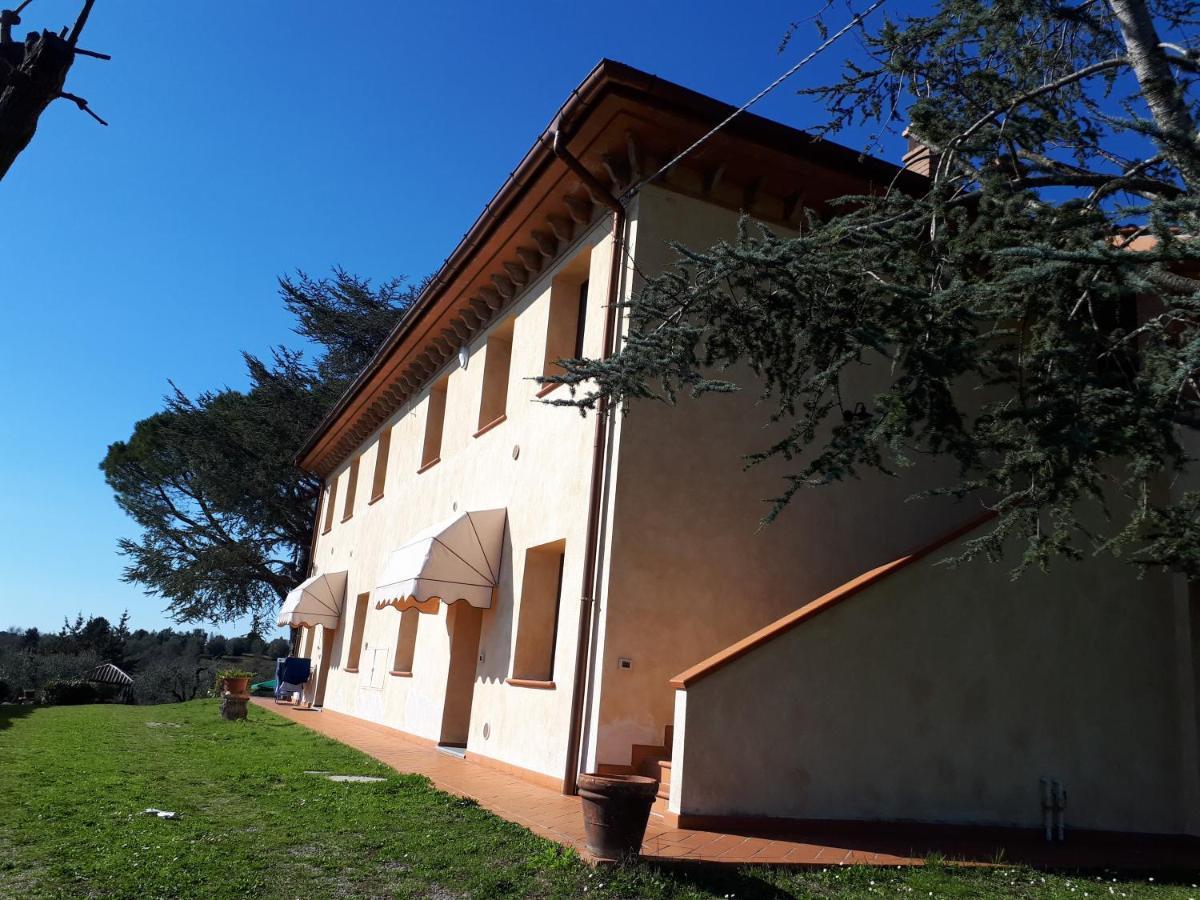 Agriturismo Montemari Villa Palaia Buitenkant foto
