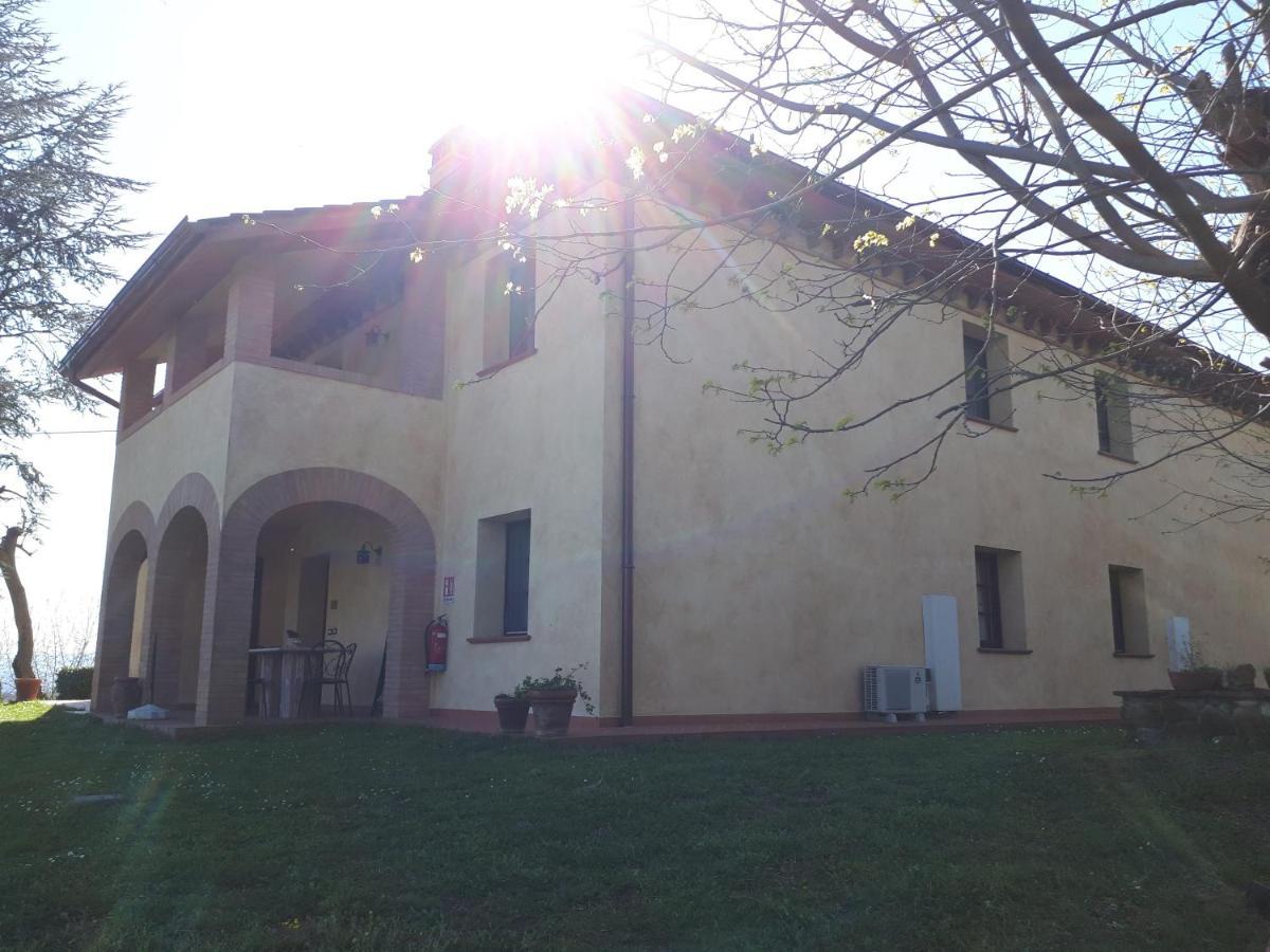 Agriturismo Montemari Villa Palaia Buitenkant foto