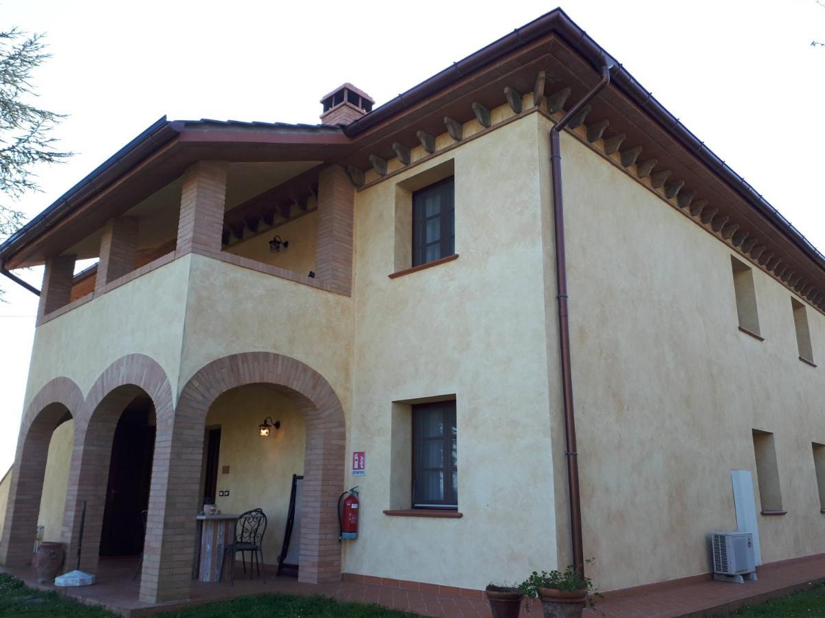 Agriturismo Montemari Villa Palaia Buitenkant foto
