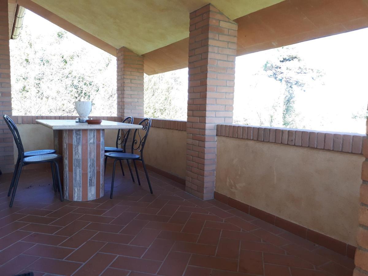 Agriturismo Montemari Villa Palaia Buitenkant foto