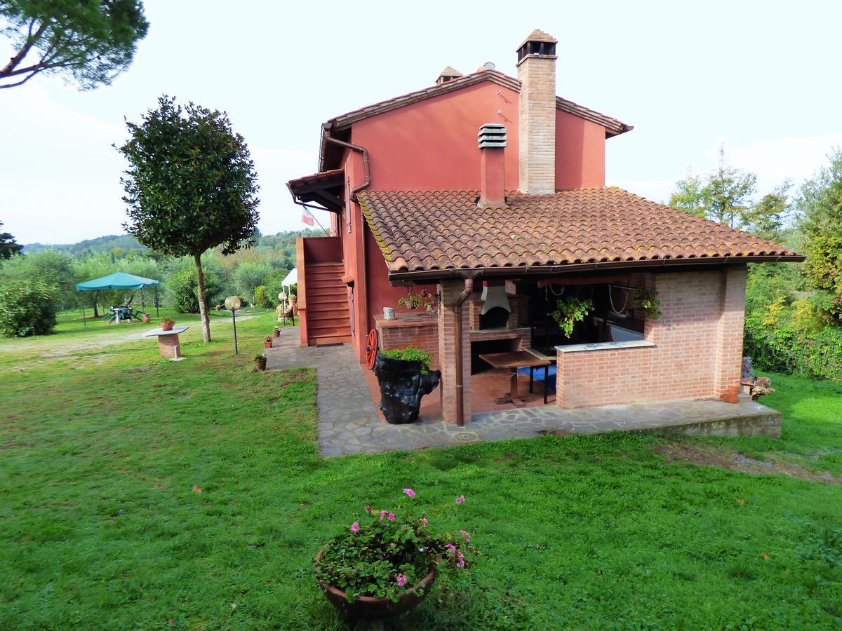 Agriturismo Montemari Villa Palaia Buitenkant foto