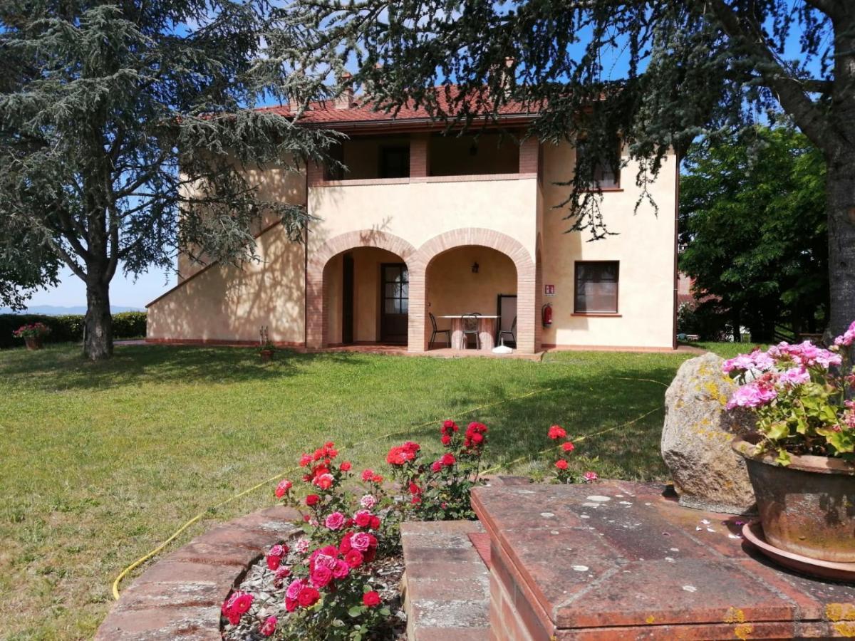 Agriturismo Montemari Villa Palaia Buitenkant foto
